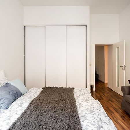 Luxurious And Spacious 5 Min Walk To City Center, 1-2 Wenen Buitenkant foto