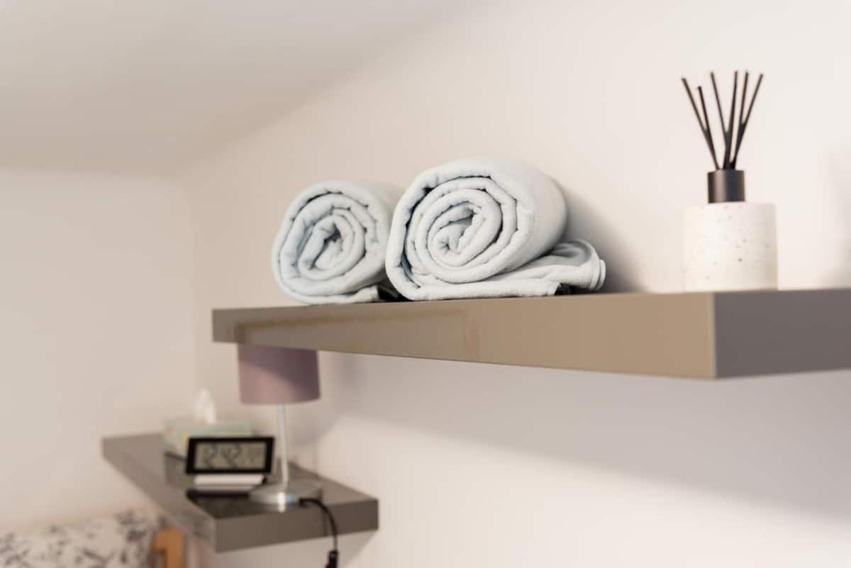 Luxurious And Spacious 5 Min Walk To City Center, 1-2 Wenen Buitenkant foto