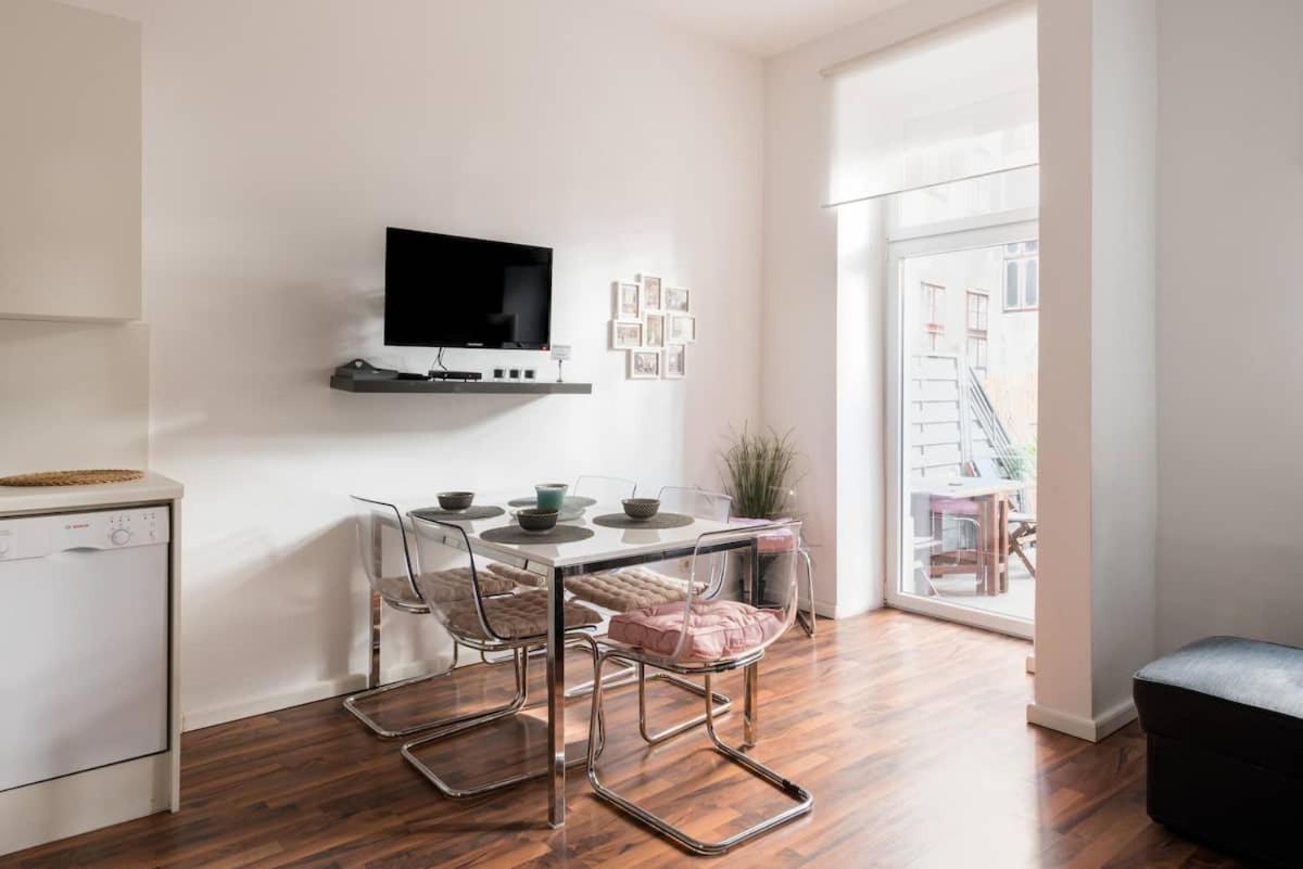 Luxurious And Spacious 5 Min Walk To City Center, 1-2 Wenen Buitenkant foto