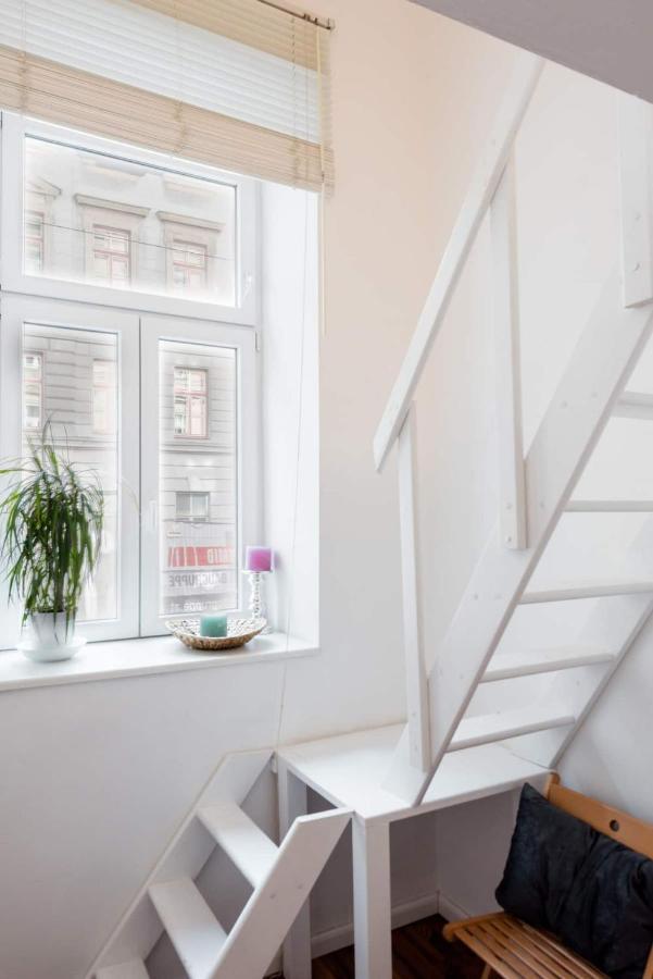 Luxurious And Spacious 5 Min Walk To City Center, 1-2 Wenen Buitenkant foto
