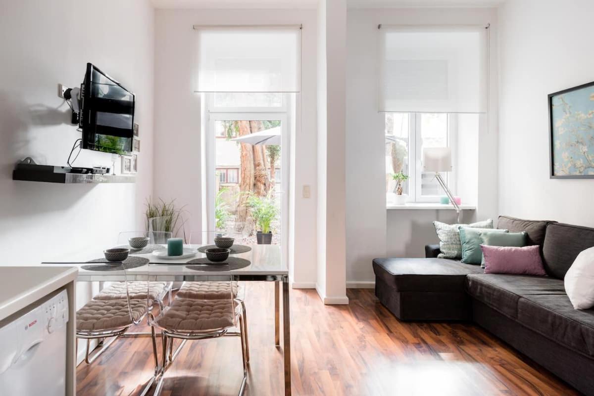 Luxurious And Spacious 5 Min Walk To City Center, 1-2 Wenen Buitenkant foto